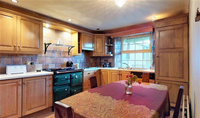 Lahinch, 14 Railway Road, Dalkey, Co. Dublin