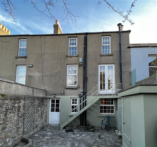 Lahinch, 14 Railway Road, Dalkey, Co. Dublin