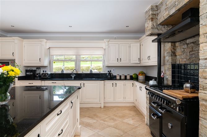 Ardnurcher Glebe, Horseleap, Co. Westmeath