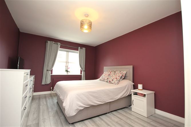 30 Heathfields, Dublin Rd, Portlaoise, Laois