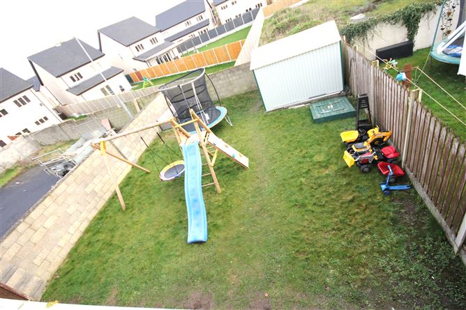 30 Heathfields, Dublin Rd, Portlaoise, Laois