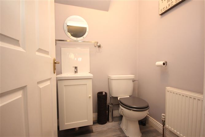 30 Heathfields, Dublin Rd, Portlaoise, Laois