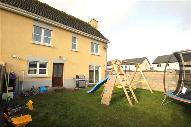 30 Heathfields, Dublin Rd, Portlaoise, Laois
