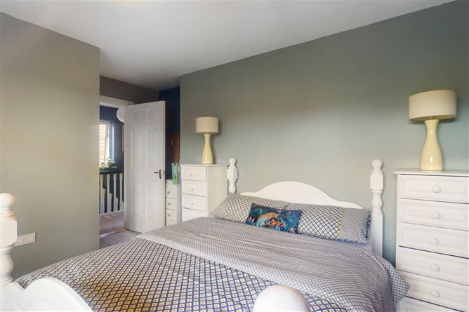  18, Woodlands,, Clonroche, Wexford