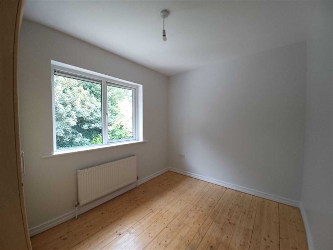 176 Cois Na Habhainn, Tuam, Co. Galway