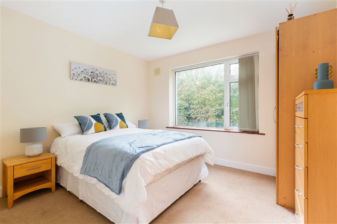 65 Park Crescent House, Blackhorse Ave, Dublin 7