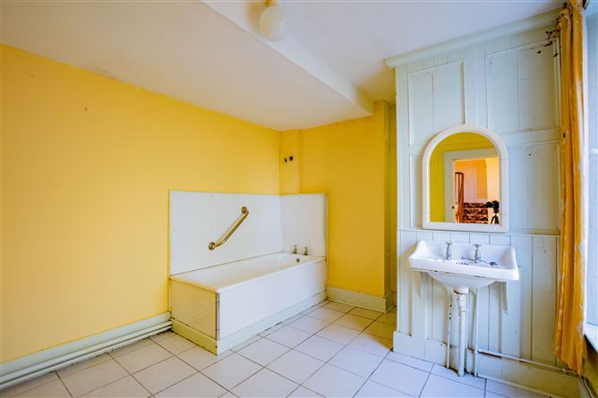Parochial House, Killina, Rahan, Tullamore, Offaly