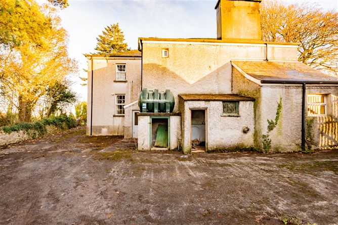 Parochial House, Killina, Rahan, Tullamore, Offaly