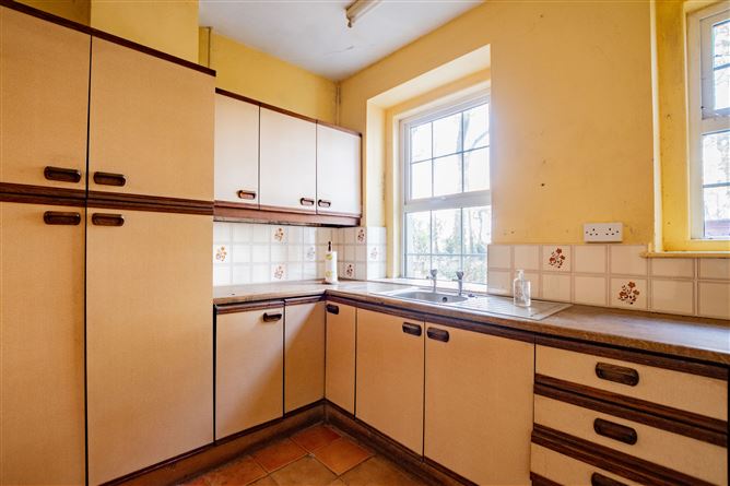 Parochial House, Killina, Rahan, Tullamore, Offaly