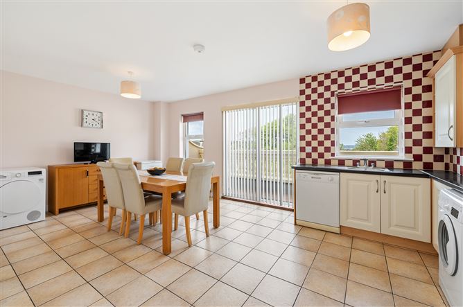30 Chandlers Rest, Rushbrooke Links, Cobh, Cork