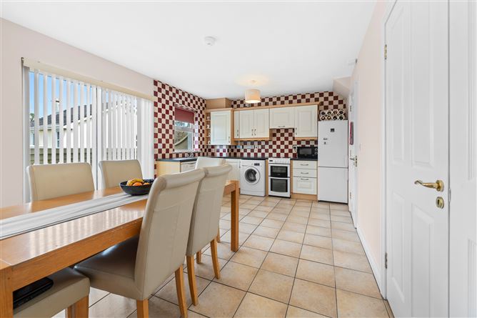 30 Chandlers Rest, Rushbrooke Links, Cobh, Cork