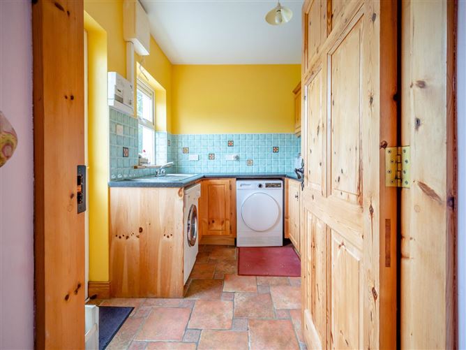 4 Bed in Aghabullogue,Aghabullogue,  Cork