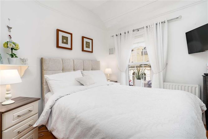 79 Cook Street, Christchurch, Dublin 8, D08 V6P9