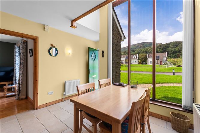 11 Fintra Bay, Killybegs, Co. Donegal