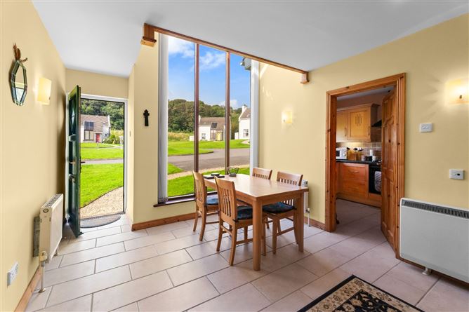11 Fintra Bay, Killybegs, Co. Donegal