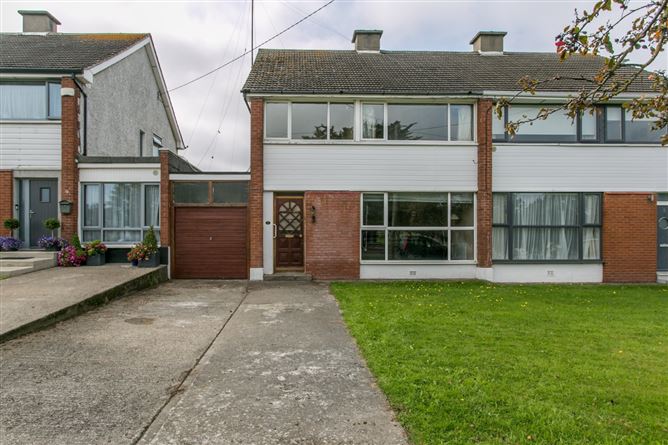 7 Lakelands Lawn, Stillorgan, Co. Dublin