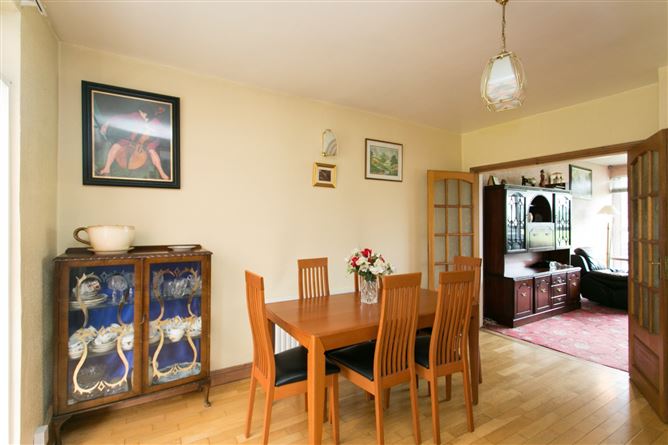 7 Lakelands Lawn, Stillorgan, Co. Dublin