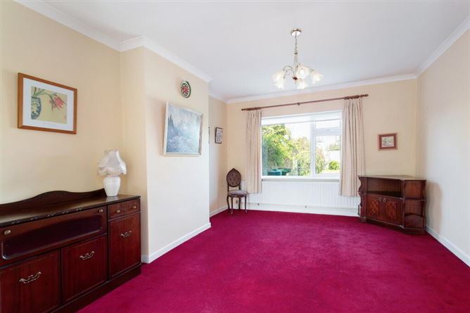 26 Lucan Heights, Lucan, Dublin