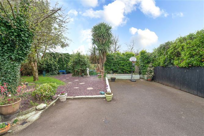 Strawhall, Monkstown, Cork