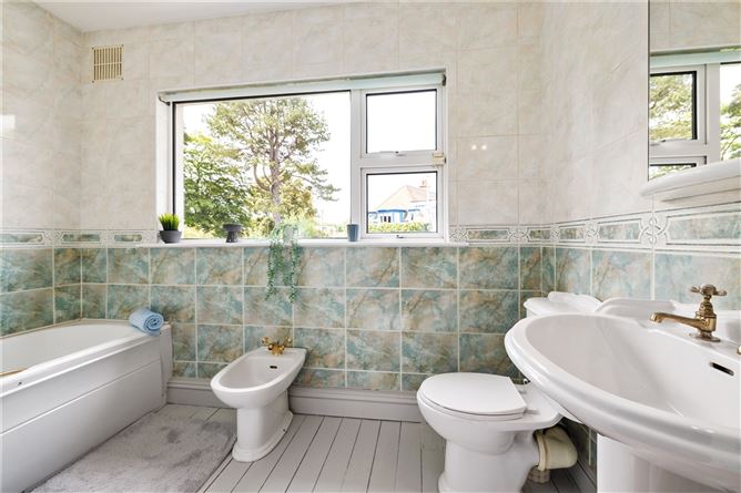 10 Barnhill Grove, Barnhill Road, Dalkey, Co. Dubiln