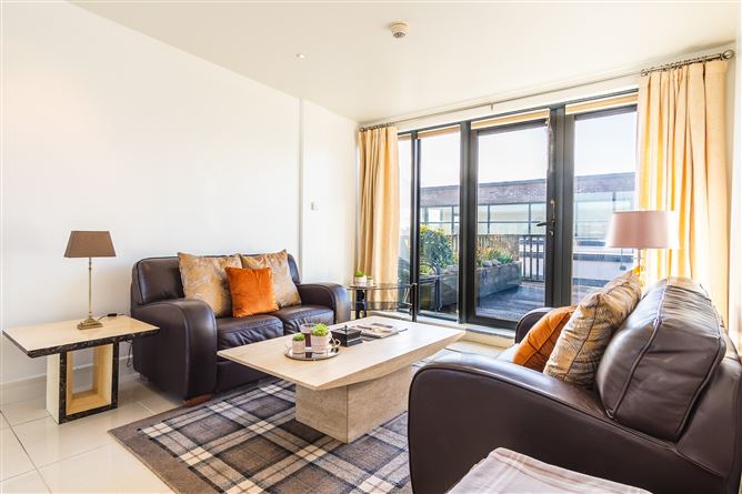 72 Cuirt Seoige, Bohermore, Galway