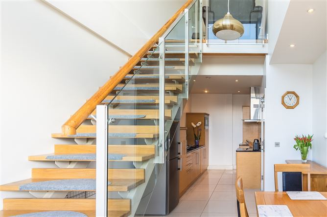 72 Cuirt Seoige, Bohermore, Galway