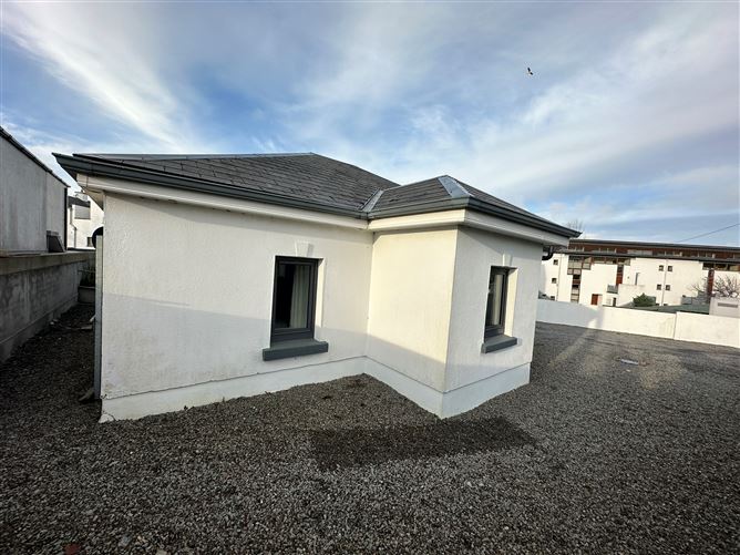 Main image for Rock Cottage, Carrabawn, Westport, Mayo