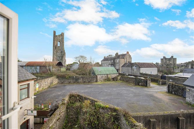 Apt 1, 28 High Street, Trim, Co. Meath