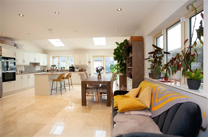 11 The Drive, Moyglare Hall, Maynooth, Co Kildare, Maynooth, Kildare