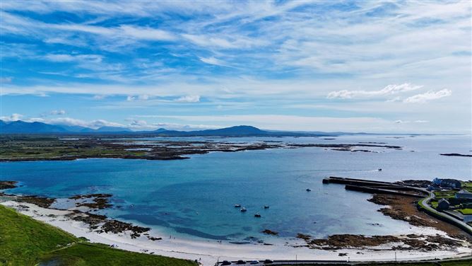 West Winds, Aillebrack, Ballyconneely, Co. Galway