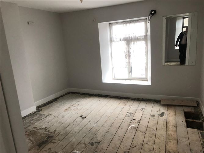 2/3 summerhill, Nenagh, Tipperary