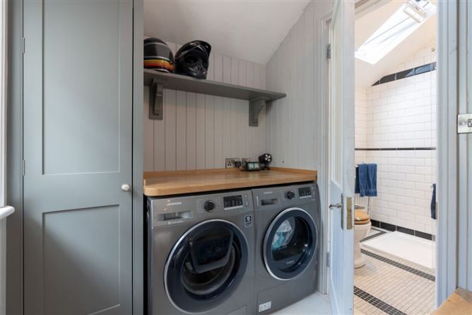 Bright, Private Room in Central Dub, Dublin