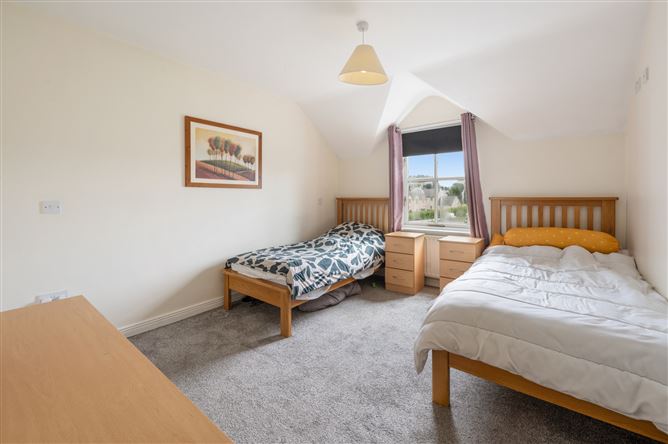 49 Castle Gardens, Bunratty, Co. Clare