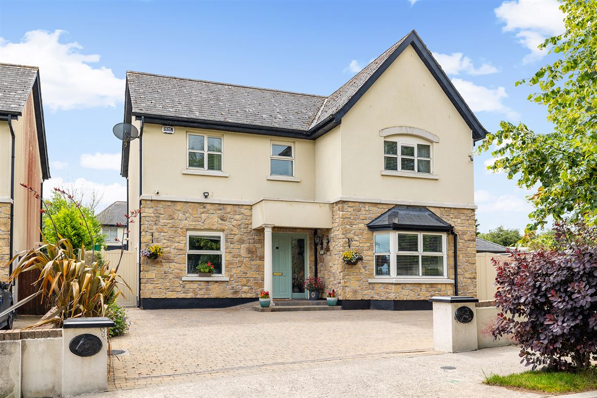 8 The Road, Walshestown Park, Newbridge, Co. Kildare
