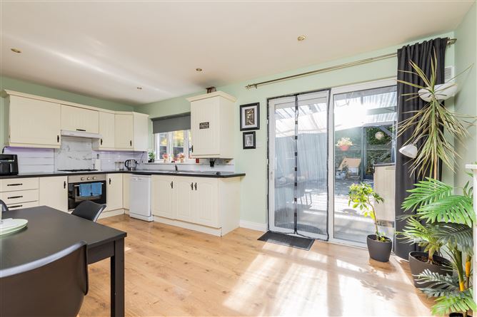 Photo 8 of 29 — 16 Gracemeadow Court, Stamullen, Meath