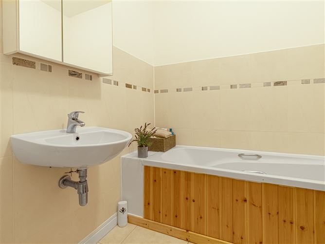 13 Fortunes Walk, Citywest,   Dublin 24