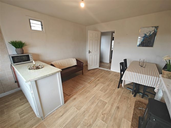 15 West End, Carrigtwohill, Cork