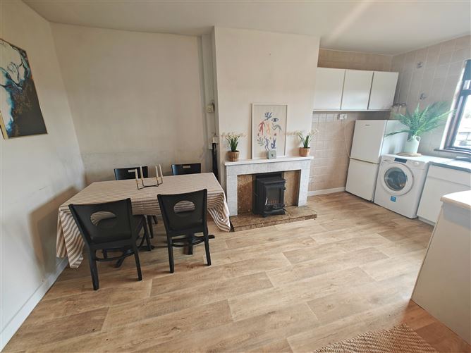 15 West End, Carrigtwohill, Cork