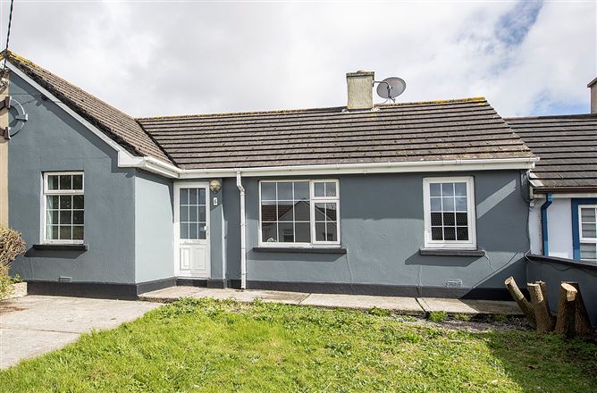 6 Congress Villas, Dungarvan, Co. Waterford