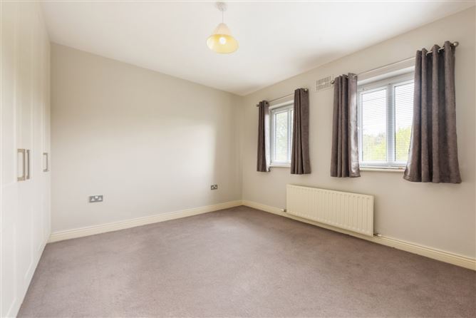 8 Ely Woods, Ballyboden Road, Rathfarnham, Dublin 16