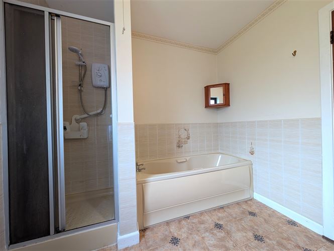 9 Ash Grove, Swinford, Co. Mayo