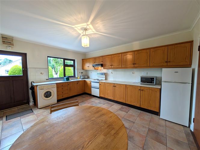 9 Ash Grove, Swinford, Co. Mayo