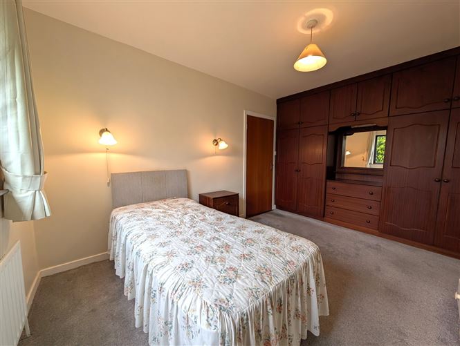 9 Ash Grove, Swinford, Co. Mayo