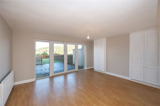 8 Castlepoint Court, Crosshaven, Cork