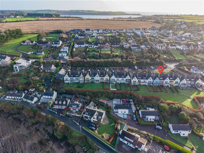 8 Castlepoint Court, Crosshaven, Cork