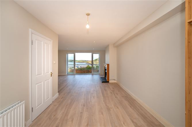 8 Castlepoint Court, Crosshaven, Cork