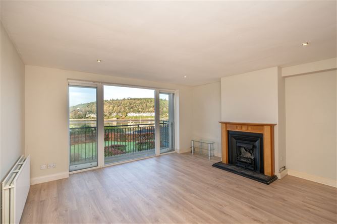 8 Castlepoint Court, Crosshaven, Cork