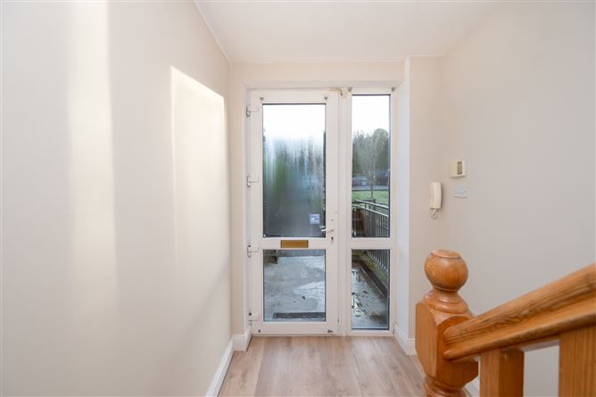 8 Castlepoint Court, Crosshaven, Cork