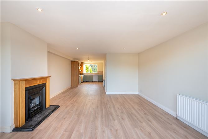 8 Castlepoint Court, Crosshaven, Cork