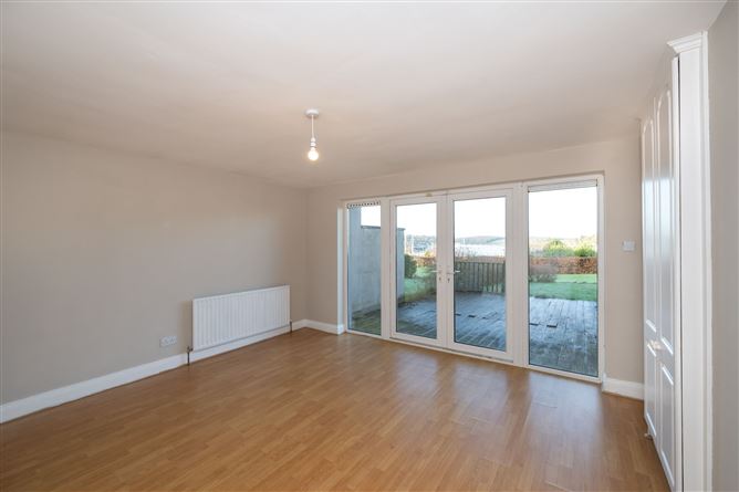 8 Castlepoint Court, Crosshaven, Cork